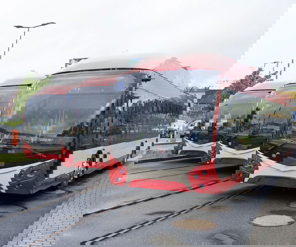 Átadásra készek Vilnius első Škoda 32 Tr SOR trolibuszai