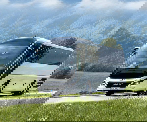 Jövőre érkezik az MAN első elektromos turistabusza