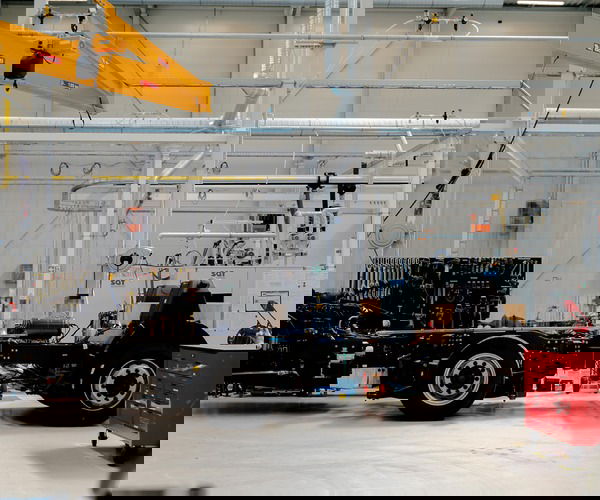 Kalapács alá kerül a Scania lengyel buszgyára