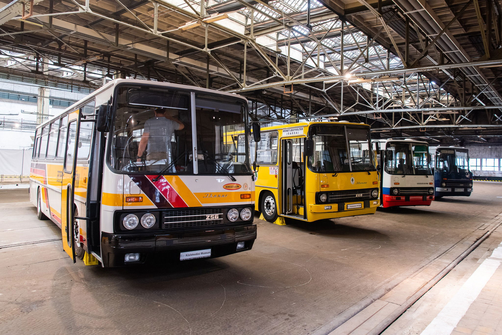 Ismét Ikarus MiniFesztet rendez a Közlekedési Múzeum az Északi Járműjavítóban 3 398710476 750113493809166 8630290943509535453 n