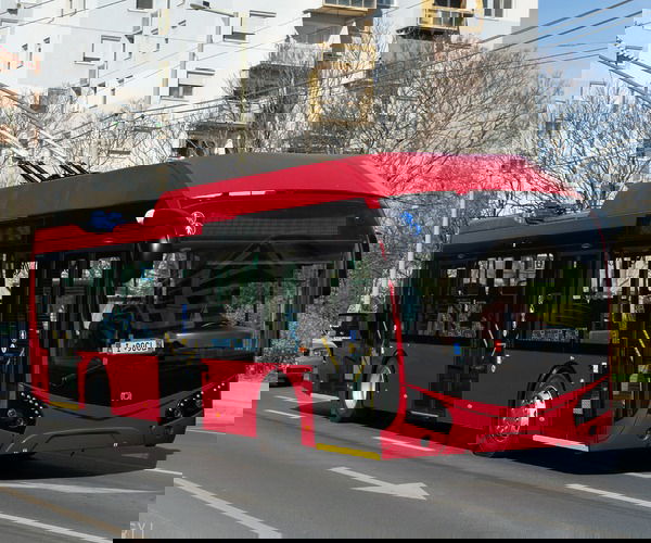 Leghamarabb szeptemberben állhatnak forgalomba Szeged új önjáró trolibuszai