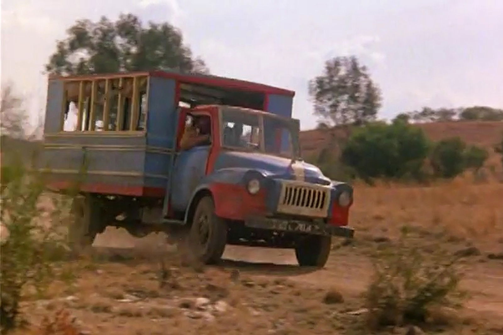 Ennek az ára 407! - autóbuszok Bud Spencer és Terence Hill filmjeiben 2 bsth buszok 1 cikkbe