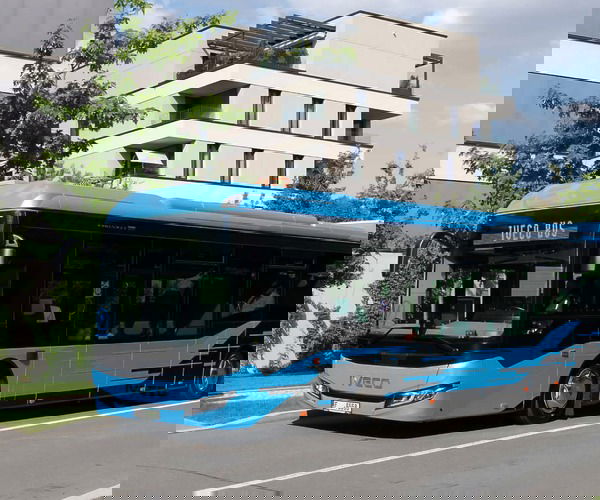 Ezentúl a ZF-től érkeznek az Iveco villanybuszok hajtáselemei