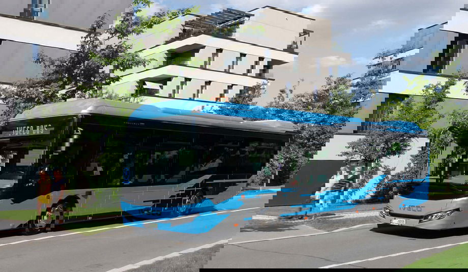 Ezentúl a ZF-től érkeznek az Iveco villanybuszok hajtáselemei 1 CROSSWAY LE ELEC 2