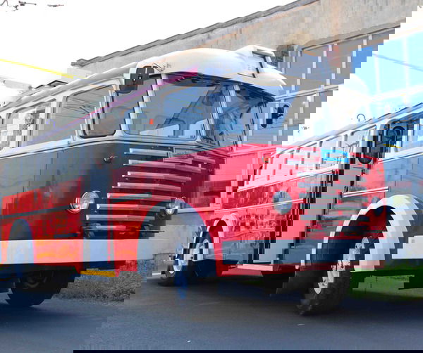 A BKV nyílt napján mutatkozik be hazánk egyetlen, immár működőképes Ikarus 60T trolibusza