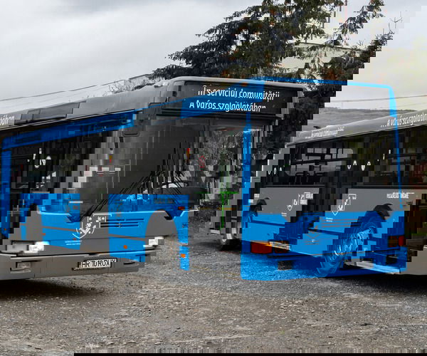 Leállították Székelyudvarhelyen az egykor Budapesten szolgált Ikarus 412-eseket