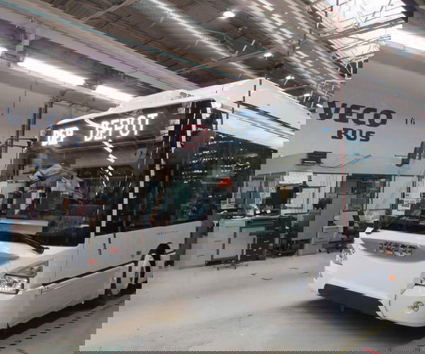 Annonay-i üzemében is megkezdi elektromos típusainak gyártását az Iveco Bus