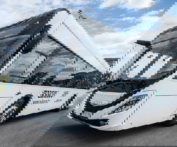 Húsz új Ikarus 120e villanybusz érkezik a Volánbuszhoz