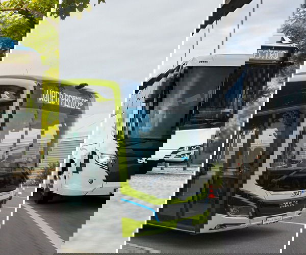 A Solaris, az MAN és a Scania típusai nyerték a Sustainable Bus Award 2025 díjakat