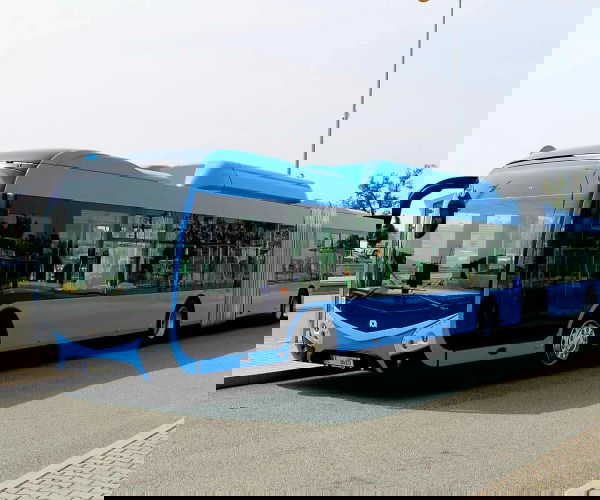 A SOR szállíthatja Pozsony 130 darabos CNG-hajtású csuklós flottáját is