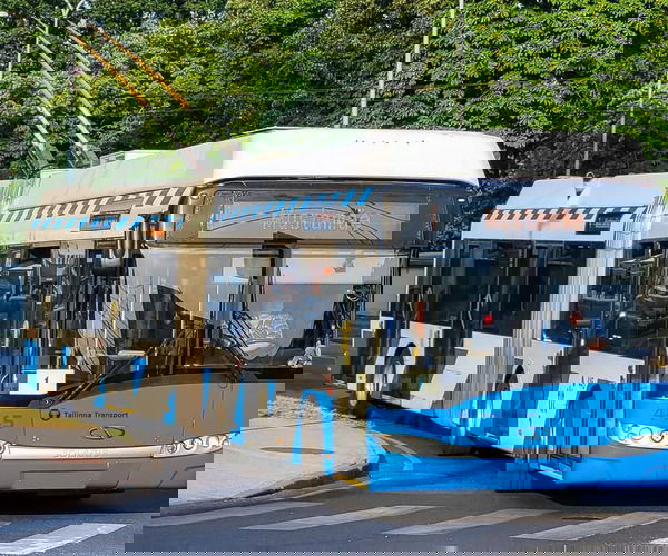 Szép csendben elbúcsúztak Tallinn trolibuszai