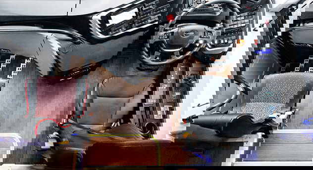 Kínai eredetű távolsági busszal bővíti kínálatát a Wrightbus 4 maximum passenger