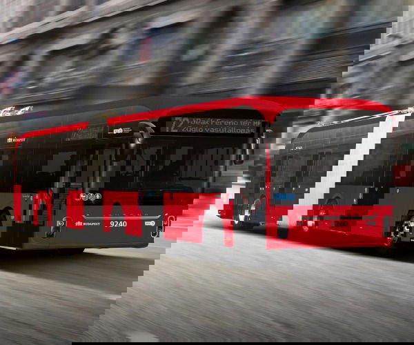 Az Ikarus-Yutong páros adta a legkedvezőbb ajánlatot a budapesti trolitenderen