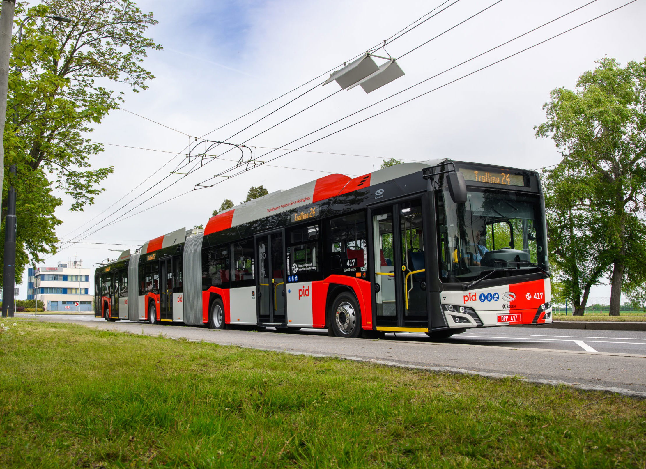 Az IMC technológia hozta el a trolibusz újraértelmezését 26 10mb 300dpi 2024 t24 praga ESC 2706 Poprawione NR scaled 1