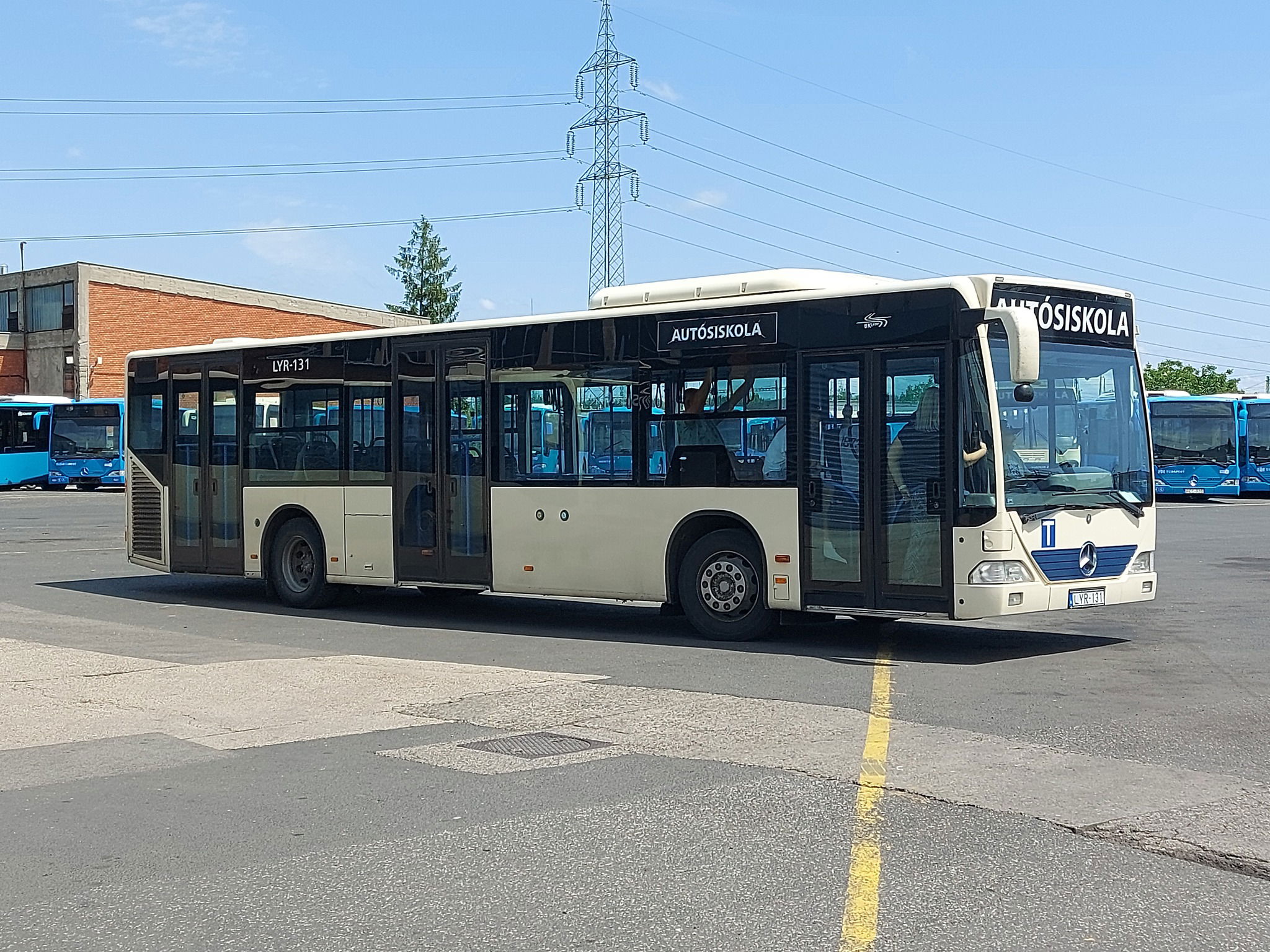 Nyílt napot tart a BKV szombaton az Óbudai autóbuszgarázsban 3 499036685 1033238398953311 3817373650027596173 n