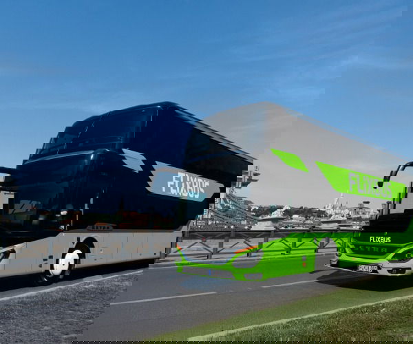 A Setra emeletes csúcsmodelljével gyarapodott a HCC Kft. flottája