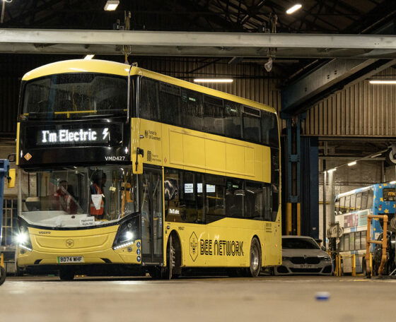 Rekordösszegű beruházás: 7500 milliárd forintnyi fontból újul meg Anglia vidéki közösségi közlekedése