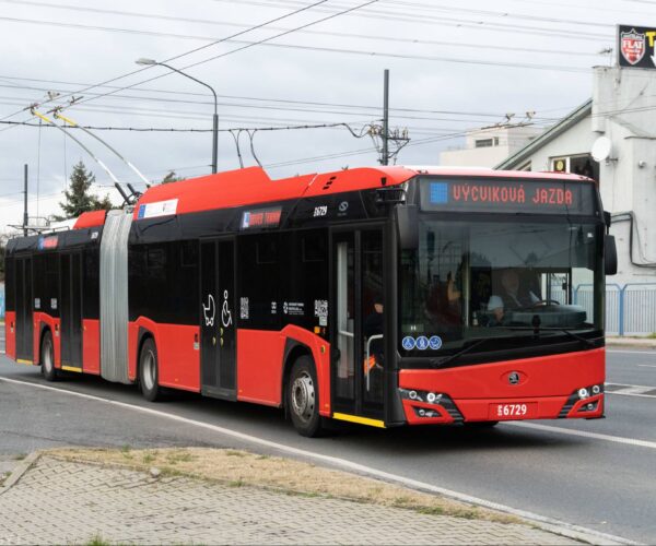 Véget ér a szigetüzem: összekapcsolják a 33-as trolibuszvonalat Pozsony fő hálózatával