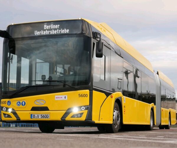 Újabb 270 darab Solaris Urbino 18 electric csuklós villanybuszt vásárol a berlini BVG