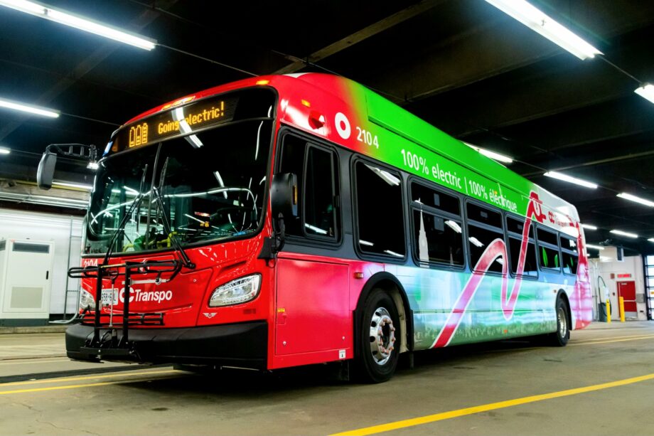 További 124 darab New Flyer XE40 típusú elektromos autóbuszt szerez be az ottawai OC Transpo