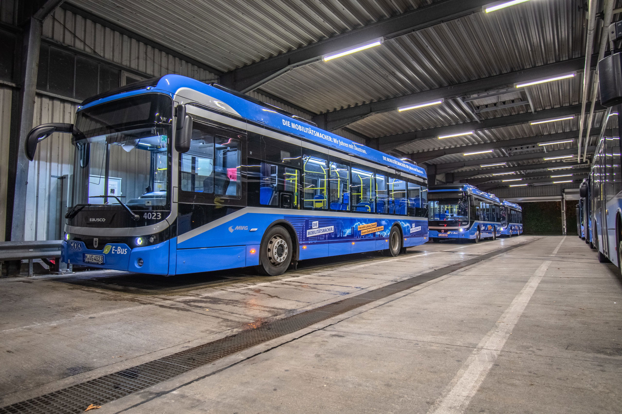 Elérte a százat a müncheni MVG elektromos buszainak száma 2 DRONEXT 32 2 scaled 1