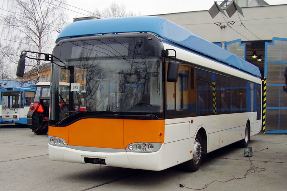 Szegeden folytatja pályafutását két sanremói Solaris Trollino 12 trolibusz 4 SZKT Sanremo 12AC 2
