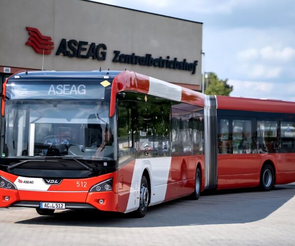 Megérkezett Aachen első VDL Citea villanybusza