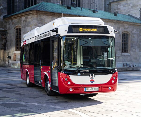 A Wiener Linien tíz Rampini Hydron midibusszal újította meg belvárosi elektromos midiflottáját