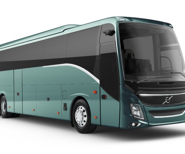 Távolsági villanybuszokhoz fejlesztett önjáró alvázat mutatott be a Volvo