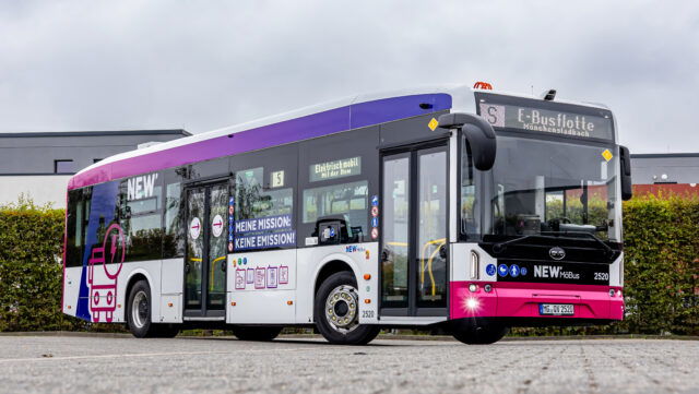 Forgalomba álltak a német NEW mobil komáromi gyártású BYD eBus B12.b villanybuszai