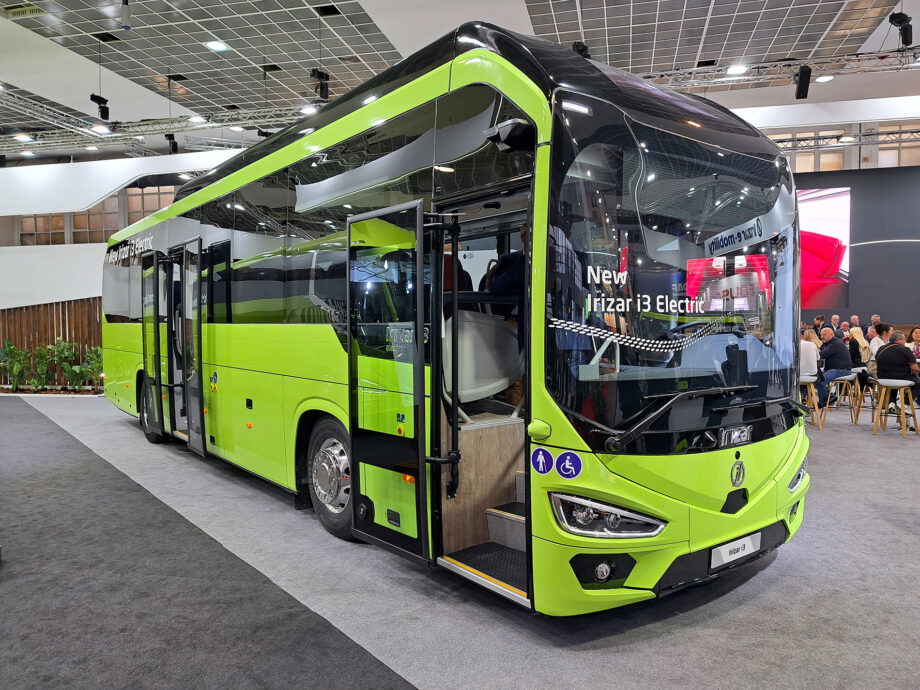 Busworld Europe 2025: egyszerre két világpremiert is tartott az Irizar 1 20251006 163536b