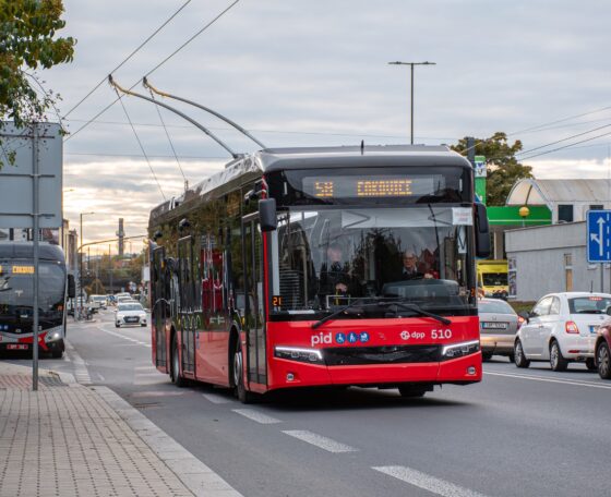 A Bozankaya kifogása nyomán a cseh versenyhivatal érvénytelenítette a prágai trolitendert