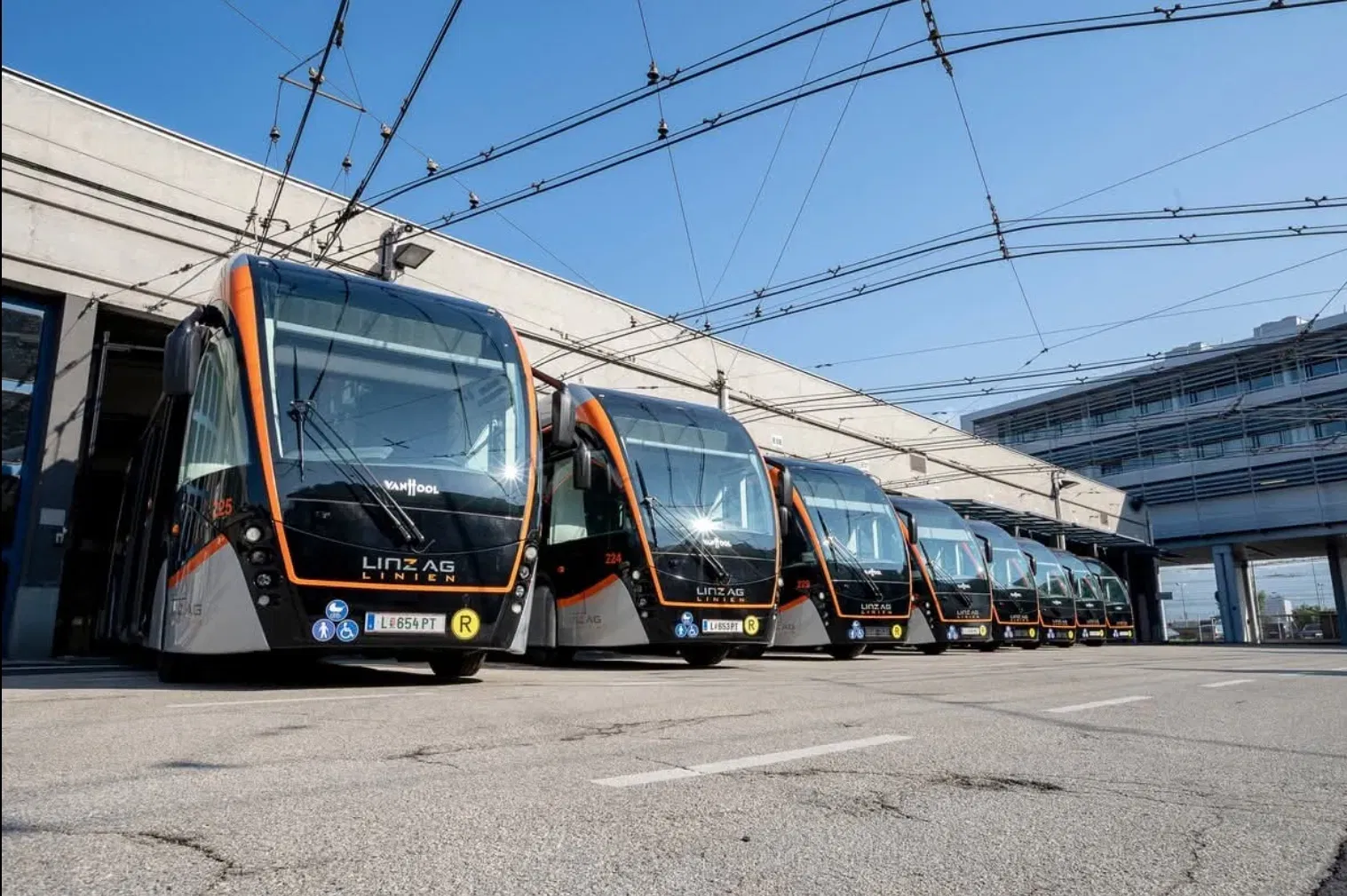 2027-re elkészül Linz új trolibusztengelye – 7,5 kilométeren, duplacsuklós trolibuszokkal 4 Screenshot 20250321 091216 Facebook