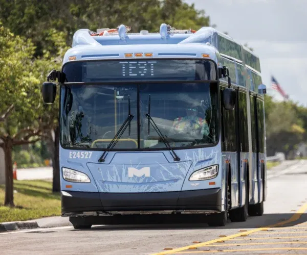 Példaértékű elektromos BRT-rendszer épült Floridában