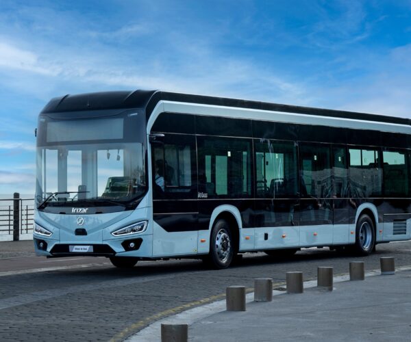 Rekordév felé tart az európai villanybuszpiac – már három negyedév alatt meghaladta a 2024-es eladásokat