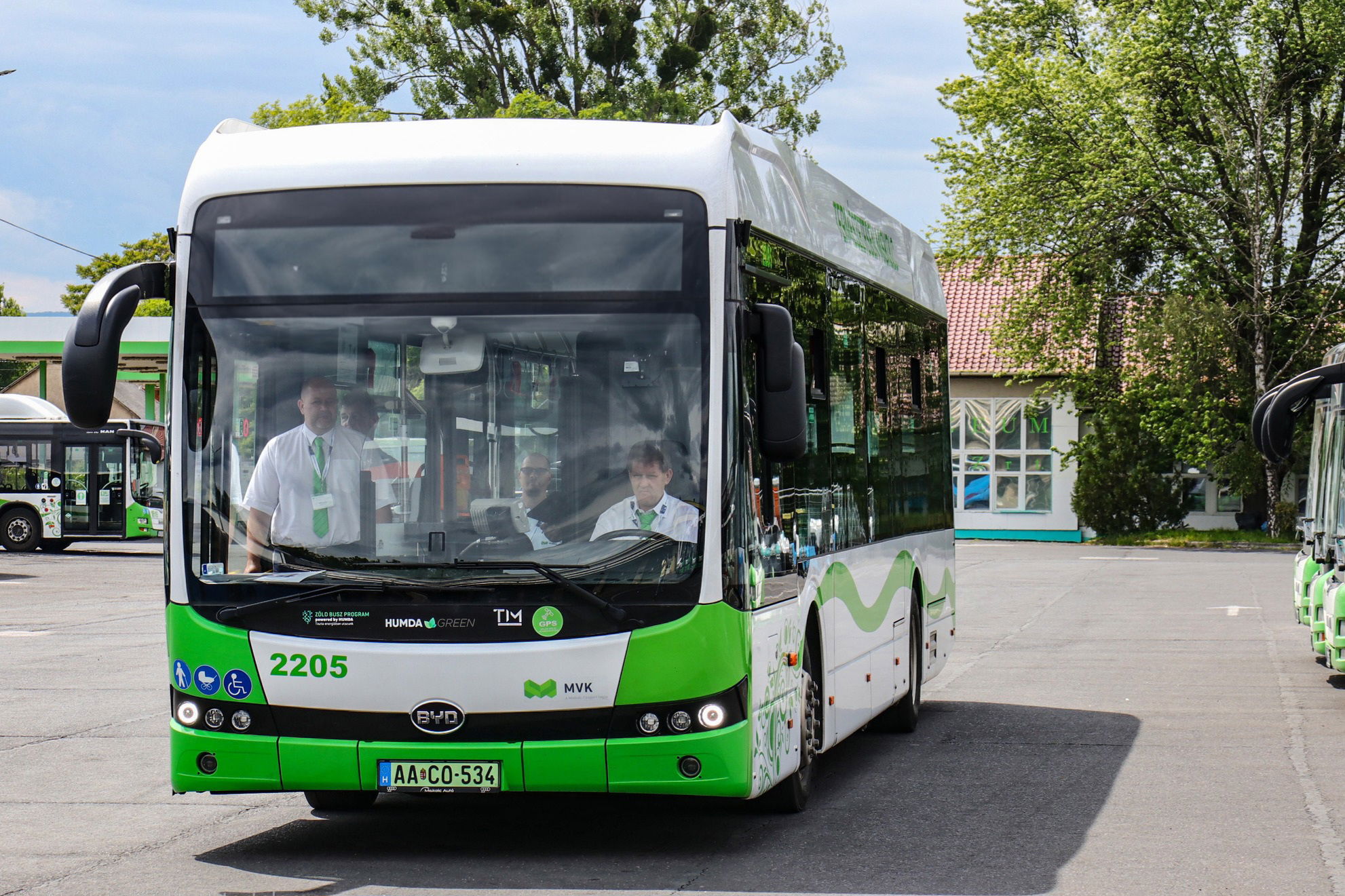 Nem hat, hanem tizenkét BYD villanybusz érkezik Miskolcra 2026-ban 2 485763431 1071884711643931 6871833164078736874 n1