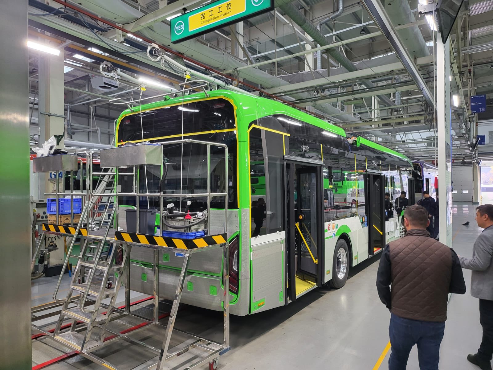 Elkészült a román főváros 22 darabos önjáró Yutong trolibusz-flottájának első példánya 7 578676137 1297976889009072 978970334616019272 n