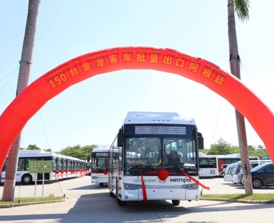 A King Long szállítja Buenos Aires első kínai gyártású gázüzemű autóbuszait