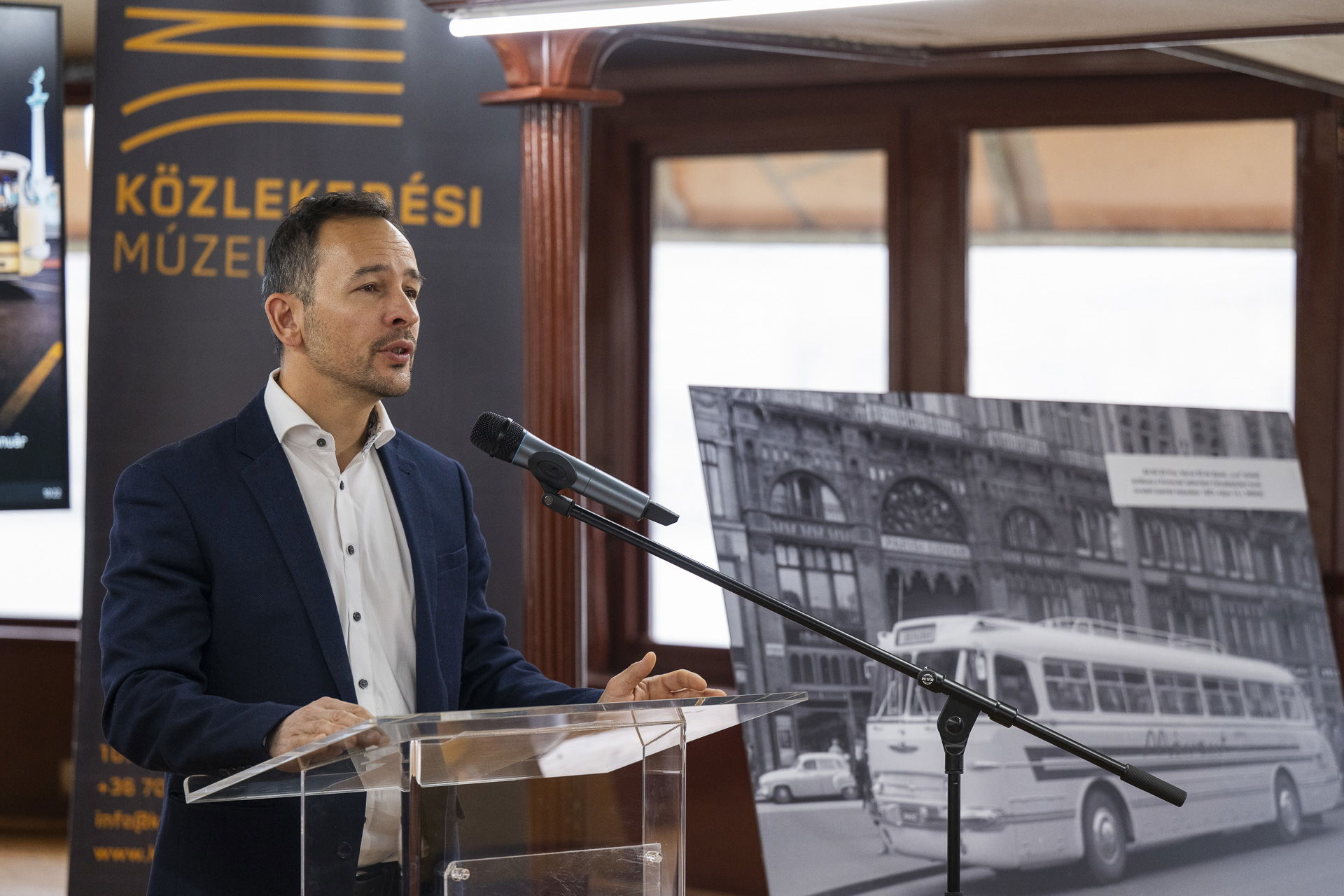 Idén újra elindítja Mozgó Múzeum nevű adventi programját a Közlekedési Múzeum 2 A Muzeum foigazgatoja Schneller Domonkos