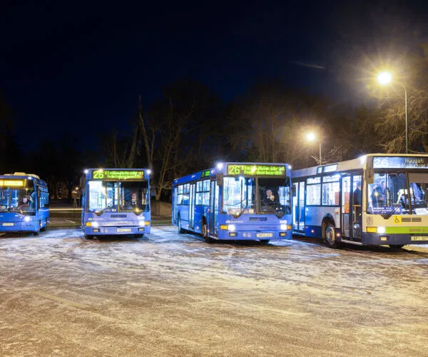 Elbúcsúztatta utolsó Ikarus 412 és Ikarus EAG E91 autóbuszait a BKV
