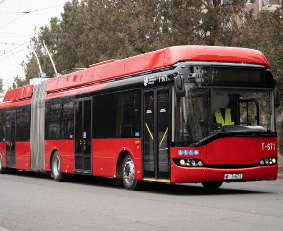 Utasforgalomban az SZKT első, Salzburgból érkezett Solaris Trollino 18 trolibusza