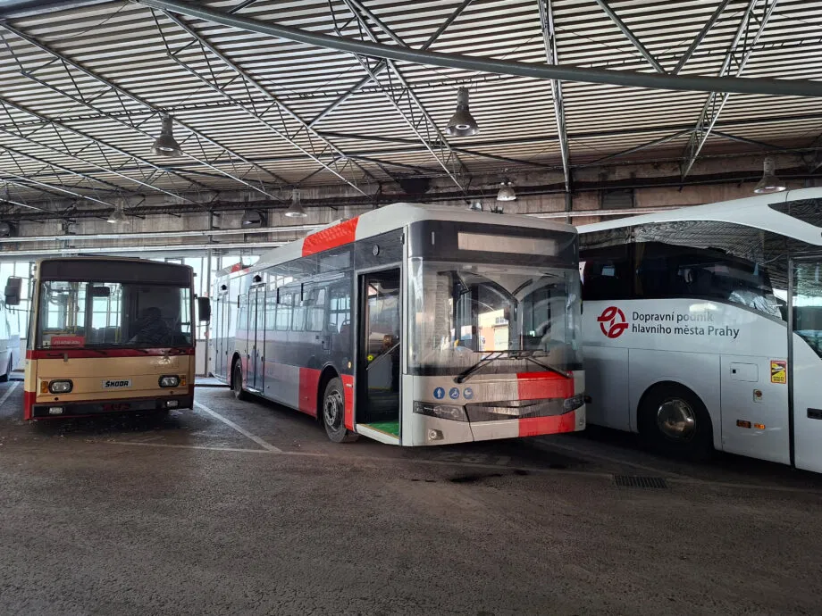 Megérkezett Prágába a DPP első szériagyártású Bozankaya SNG 12T trolibusza