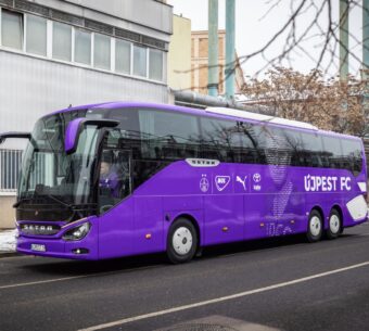 Új Setra csapatbuszt állított szolgálatba az Újpest FC