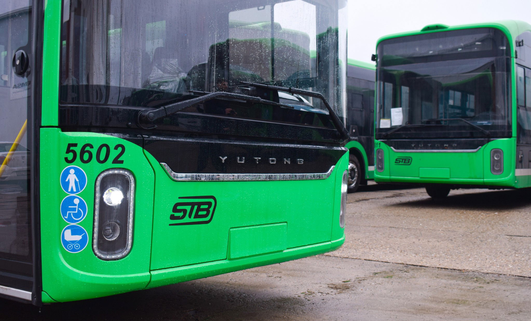 Bukarestben állnak forgalomba Európa első Yutong trolibuszai 3 622352258 122185820030546040 3425484345692074790 n1