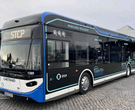 Portóban álltak forgalomba az első, Kínában gyártott CaetanoBus e.City Gold villanybuszok