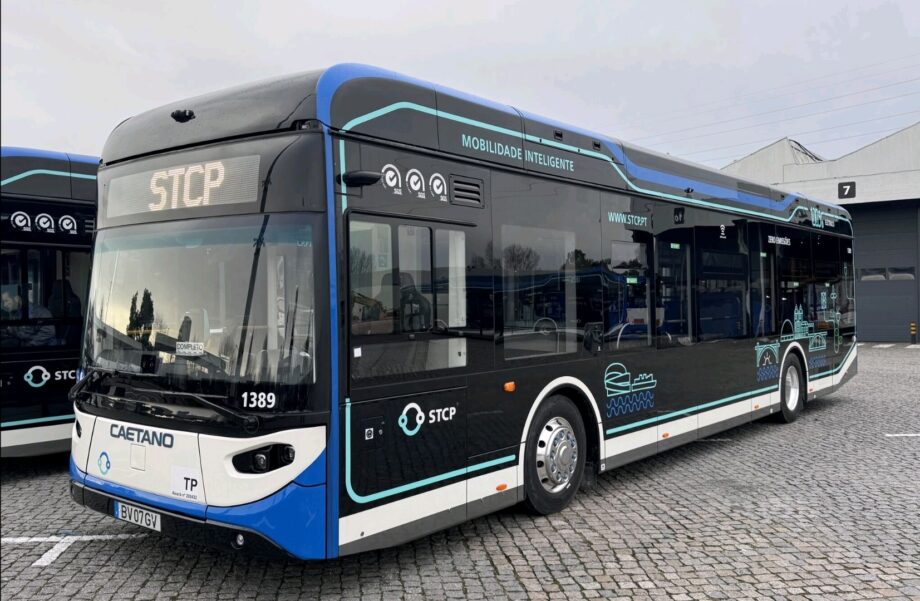 Portóban álltak forgalomba az első, Kínában gyártott CaetanoBus e.City Gold villanybuszok 1 Screenshot 20260124 101653 LinkedIn