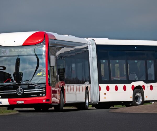 Svájci kormányzati vizsgálat: a hidrogén nem valódi alternatíva a buszközlekedésben