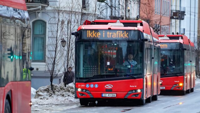 Közel 96%-os villamosítás: szinte teljesen eltűntek a dízelmotoros buszok Oslo helyi közlekedéséből